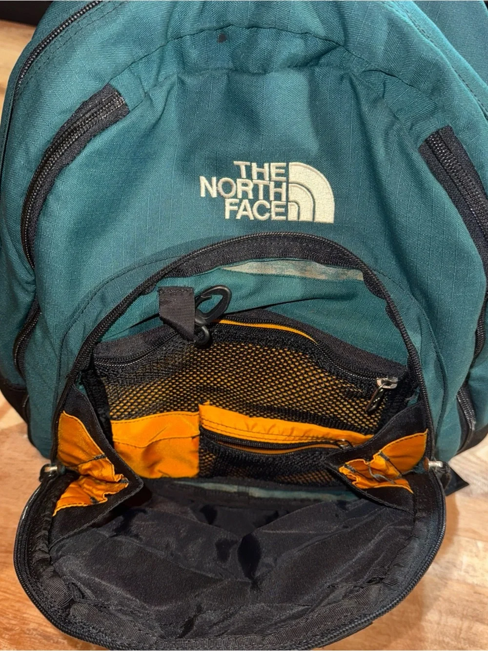 Vintage The North Face Green Mohican 15” Expandable Backpack Day Pack Hiking 90s